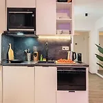 Appartamento Loft Mit Kueche I Self Check-in I Parkplatz I Wifi I Crest Housing