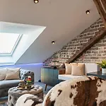 Loft Mit Kueche I Self Check-in I Parkplatz I Wifi I Crest Housing *
