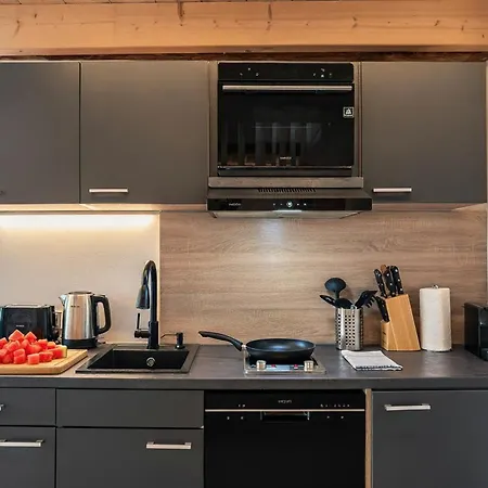 Apartament Loft Mit Kueche I Self Check-in I Parkplatz I Wifi I Crest Housing *