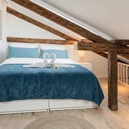 Loft Mit Kueche I Self Check-in I Parkplatz I Wifi I Crest Housing Apartament *