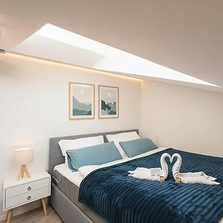Apartament Loft Mit Kueche I Self Check-in I Parkplatz I Wifi I Crest Housing Pasawa