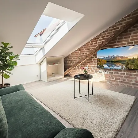Loft Mit Kueche I Self Check-in I Parkplatz I Wifi I Crest Housing * Pasawa