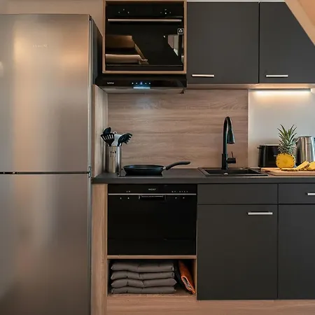 Loft Mit Kueche I Self Check-in I Parkplatz I Wifi I Crest Housing Apartament