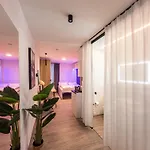 Loft Mit Kueche I Self Check-in I Parkplatz I Wifi I Crest Housing Apartman Passau