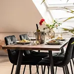 Loft Mit Kueche I Self Check-in I Parkplatz I Wifi I Crest Housing *