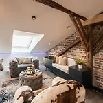 Loft Mit Kueche I Self Check-in I Parkplatz I Wifi I Crest Housing