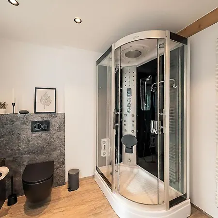 Loft Mit Kueche I Self Check-in I Parkplatz I Wifi I Crest Housing Passau
