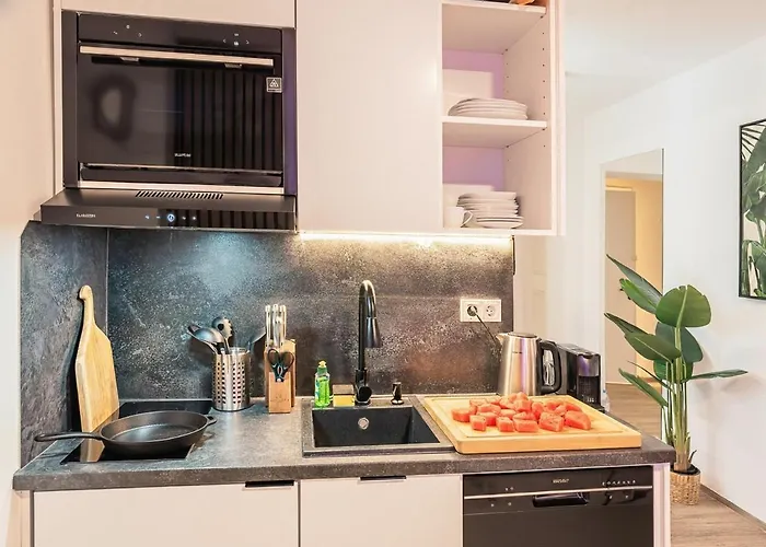 CREST Riverside Lofts I Küche I Parken I Self Checkin I WIFI *