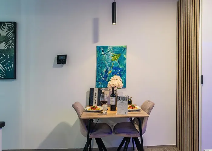 Loft Mit Kueche I Self Check-in I Parkplatz I Wifi I Crest Housing * Passavia