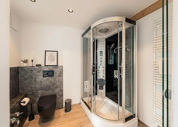 Loft Mit Kueche I Self Check-in I Parkplatz I Wifi I Crest Housing Passavia